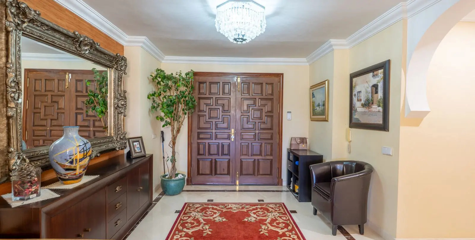Venta de villa independiente en Benahavís 2