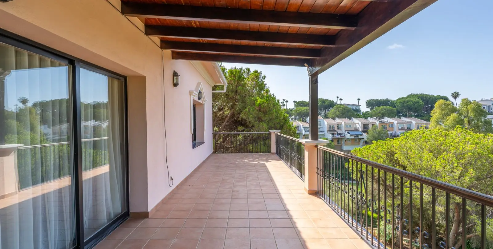 Venta de villa independiente en Benahavís 23