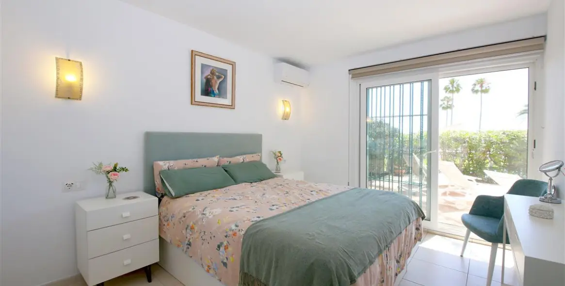 Краткосрочная аренда  отдельно стоящей виллы в Estepona 10