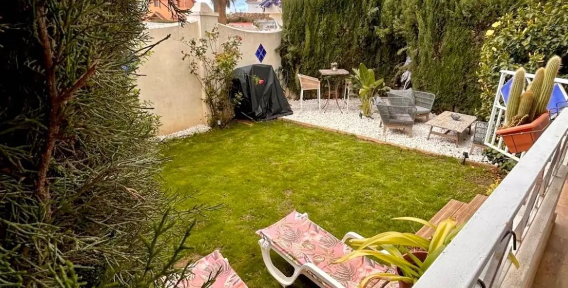 Short-term rent of ground floor apartment in Las Chapas 14