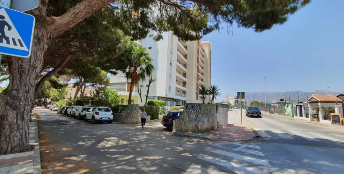 Long-term rent of middle floor apartment in Las Chapas 18