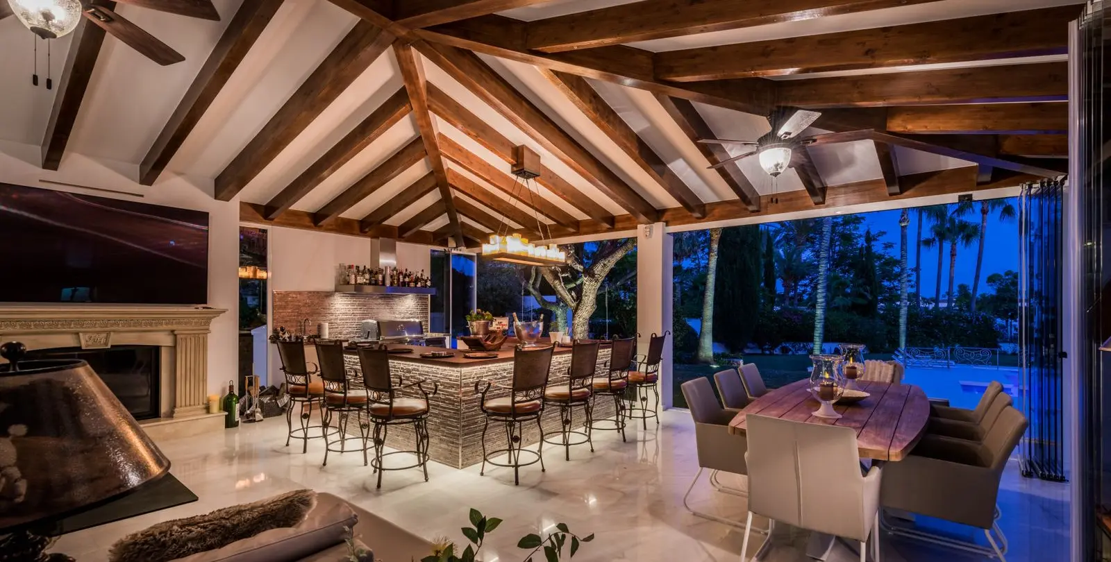 Venta de villa independiente en Nueva Andalucía 19