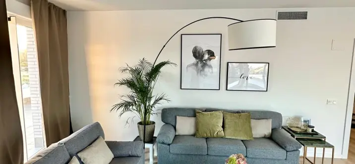 Long-term rent of penthouse in Nueva Andalucía 1