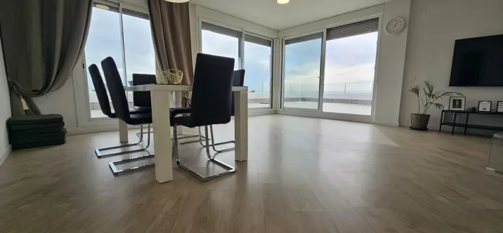 Long-term rent of penthouse in Nueva Andalucía 2