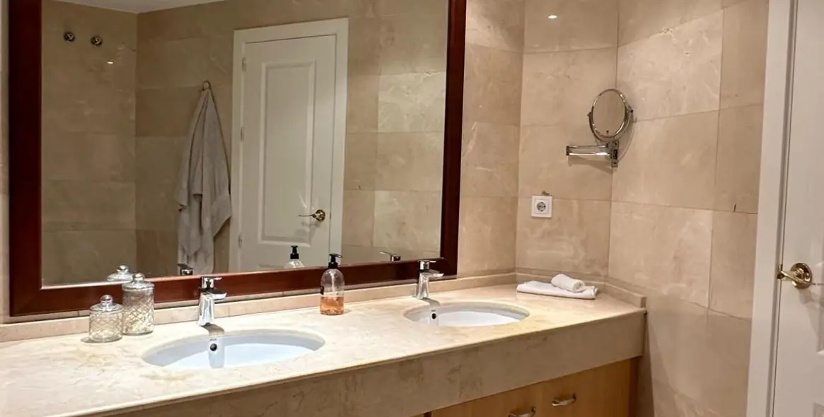 Краткосрочная аренда апартаментов на первом этаже в San Pedro de Alcántara 6