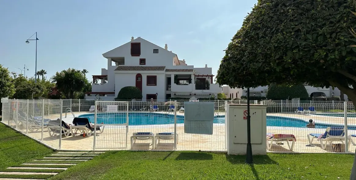 Краткосрочная аренда апартаментов на первом этаже в San Pedro de Alcántara 19