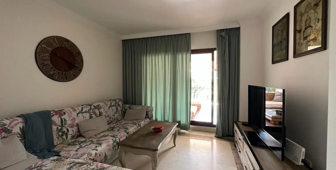 Краткосрочная аренда апартаментов на первом этаже в San Pedro de Alcántara 24