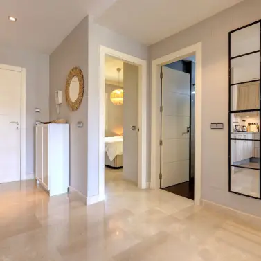 Продажа апартаментов на среднем этаже в Mijas