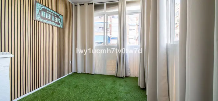 Продажа апартаментов на среднем этаже в Rincón de la Victoria 1