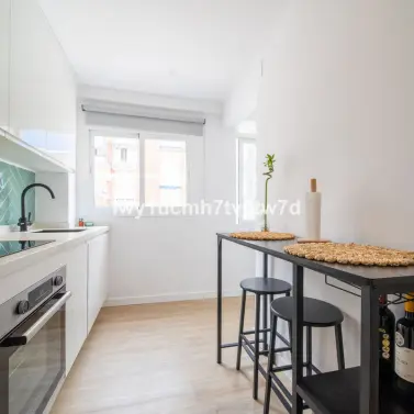 Продажа апартаментов на среднем этаже в Rincón de la Victoria