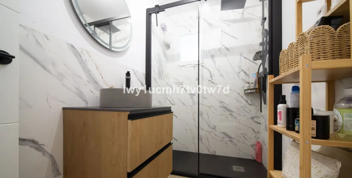 Venta de apartamento en planta media en Rincón de la Victoria 16