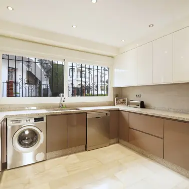 Продажа апартаментов на первом этаже в El Paraiso