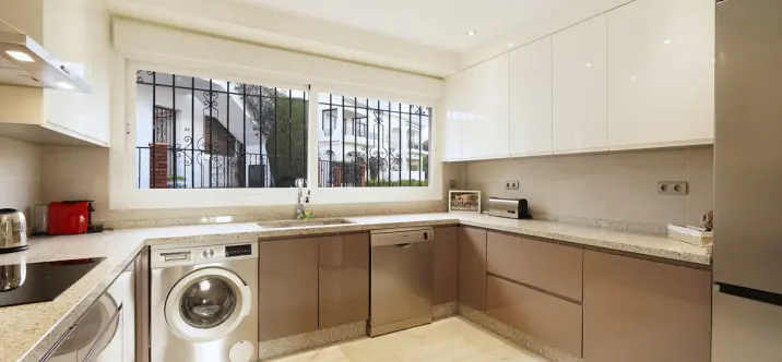 Продажа апартаментов на первом этаже в El Paraiso 4