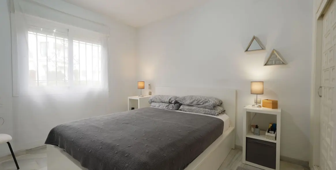 Продажа апартаментов на первом этаже в El Paraiso 8