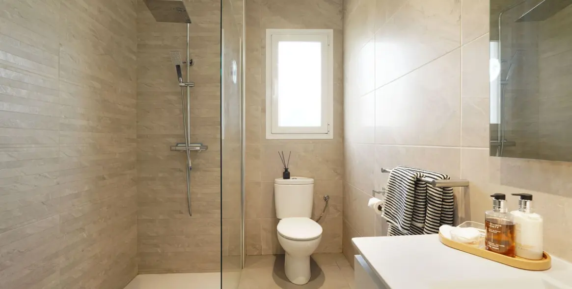 Продажа апартаментов на первом этаже в El Paraiso 9