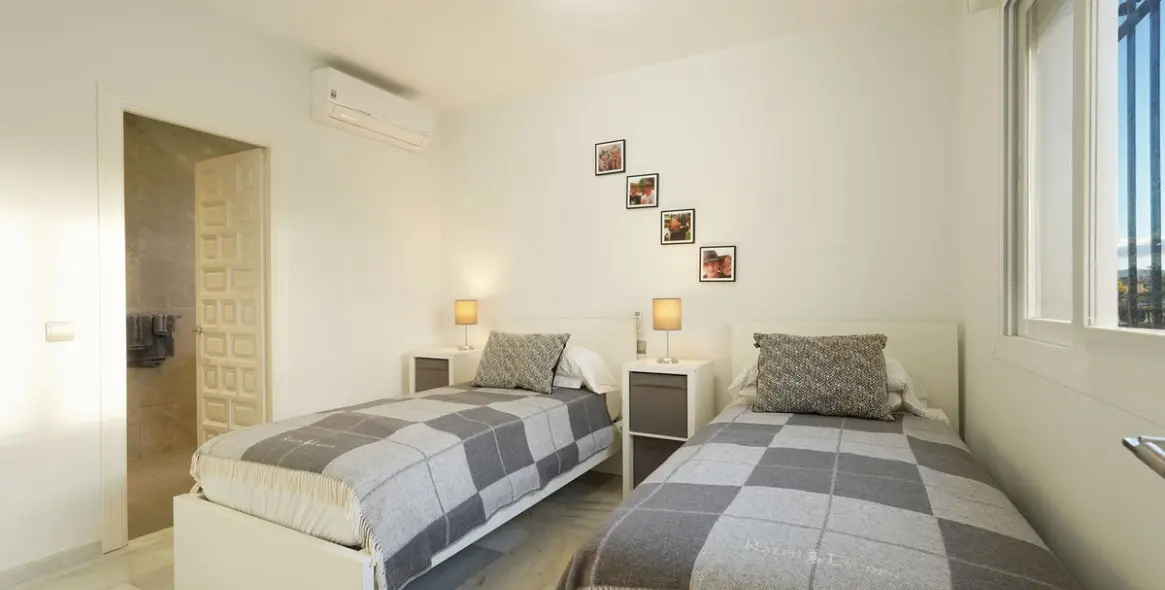 Продажа апартаментов на первом этаже в El Paraiso 10