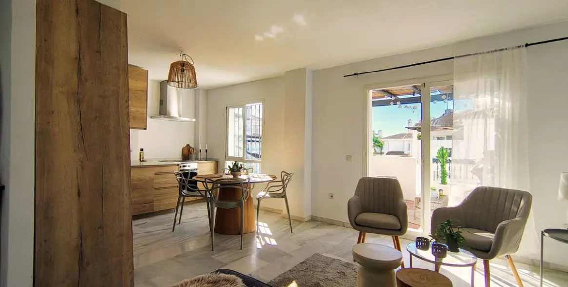 Venta de ático en Nueva Andalucía 3