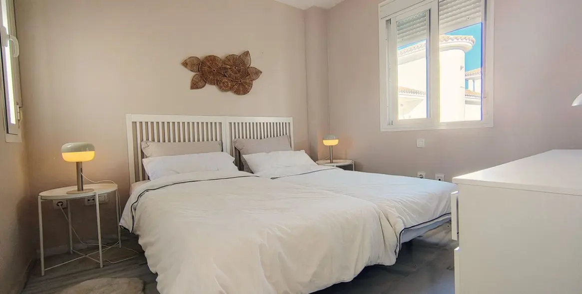 Venta de ático en Nueva Andalucía 10