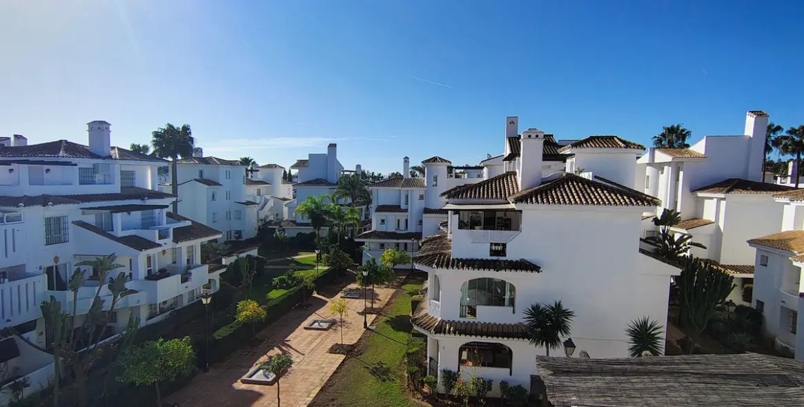 Venta de ático en Nueva Andalucía 17