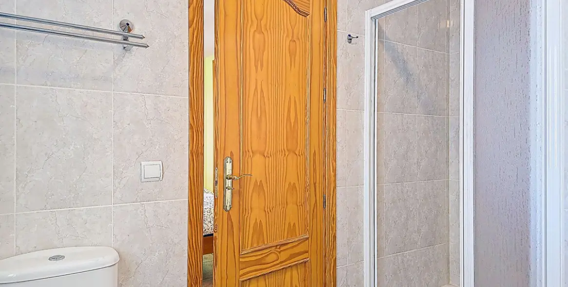 Sale of detached villa in Arenas 23