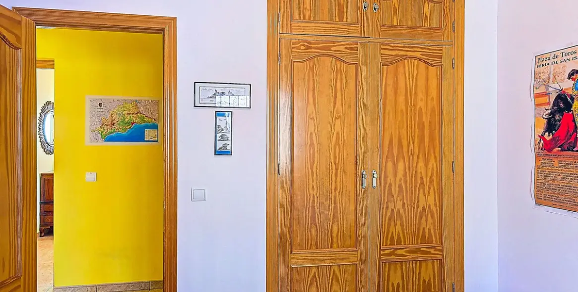 Sale of detached villa in Arenas 25