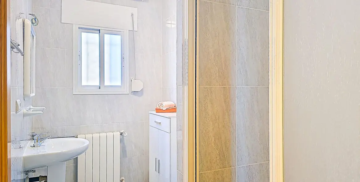 Sale of detached villa in Arenas 26