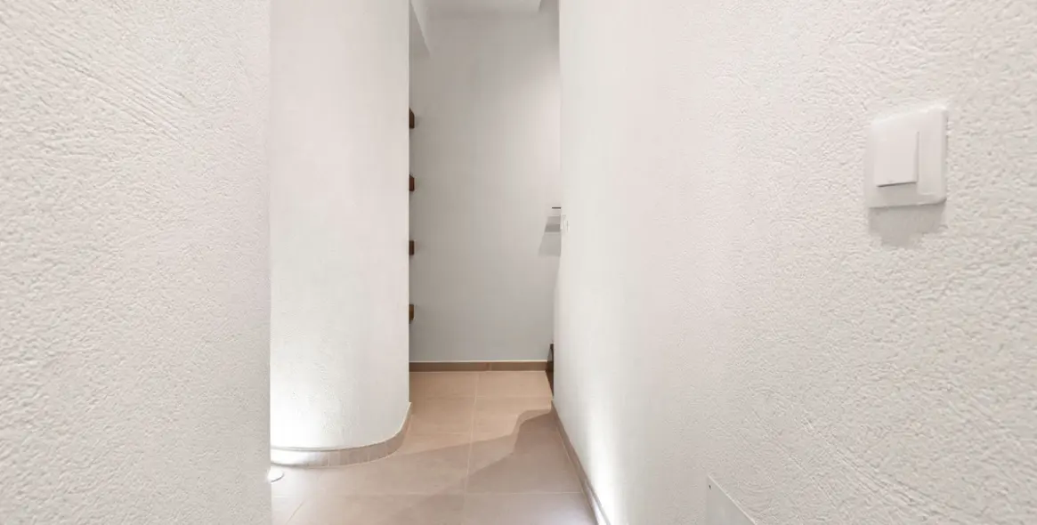 Продажа таунхауса в Estepona 18