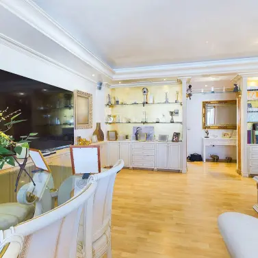 Продажа пентхауса в Estepona