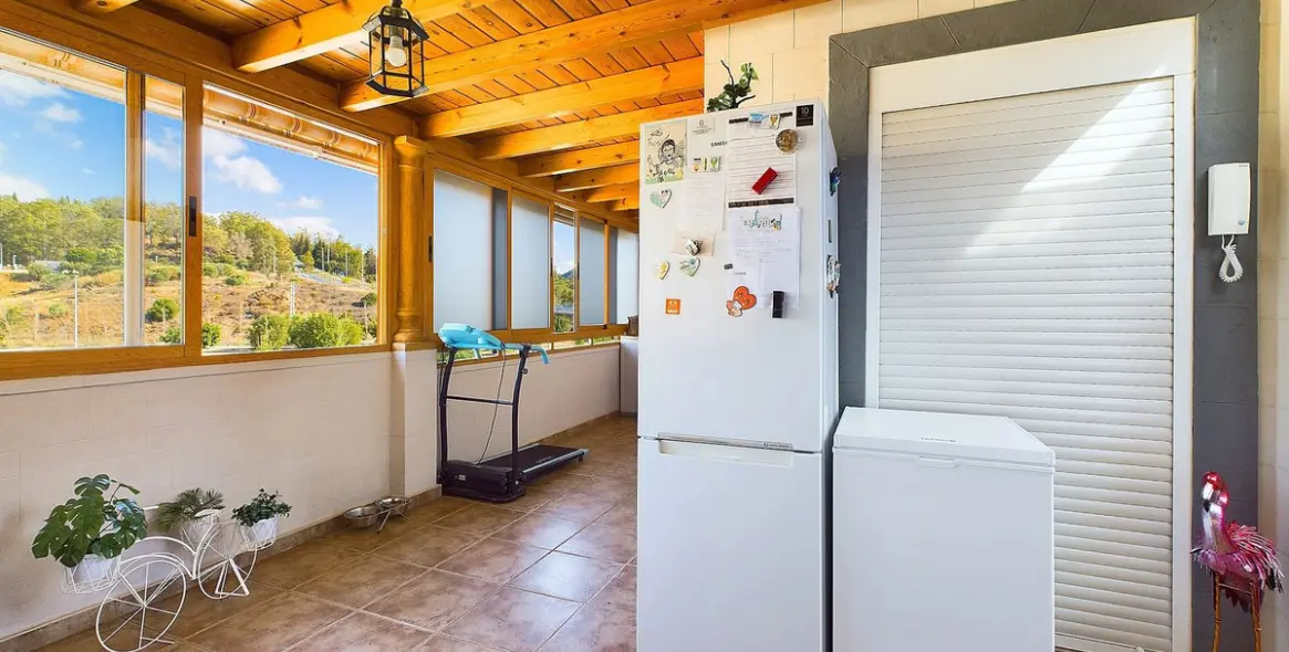 Sale of penthouse in Estepona 9