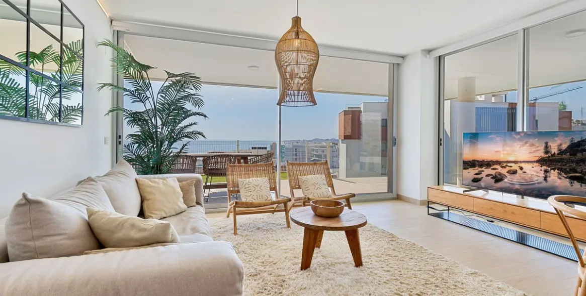 Продажа апартаментов на среднем этаже в Fuengirola 1