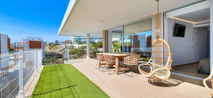 Venta de apartamento en planta media en Fuengirola 4