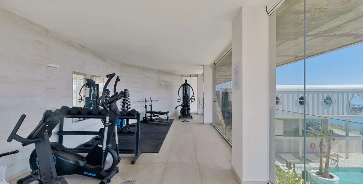 Venta de apartamento en planta media en Fuengirola 27