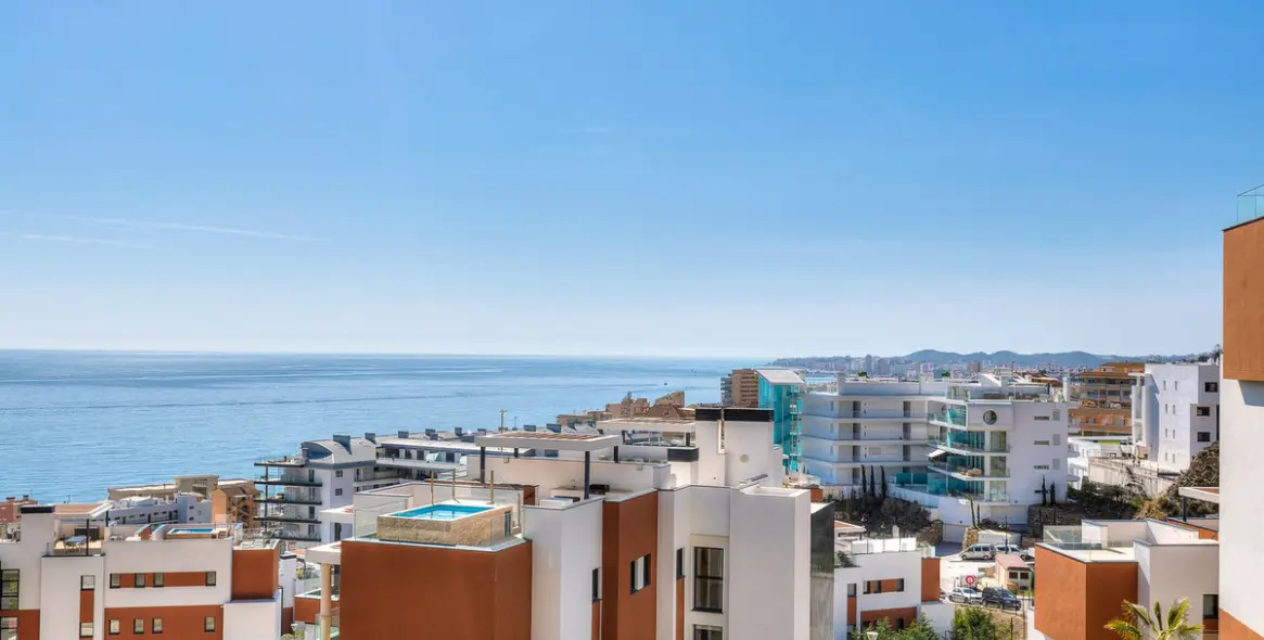 Venta de apartamento en planta media en Fuengirola 30