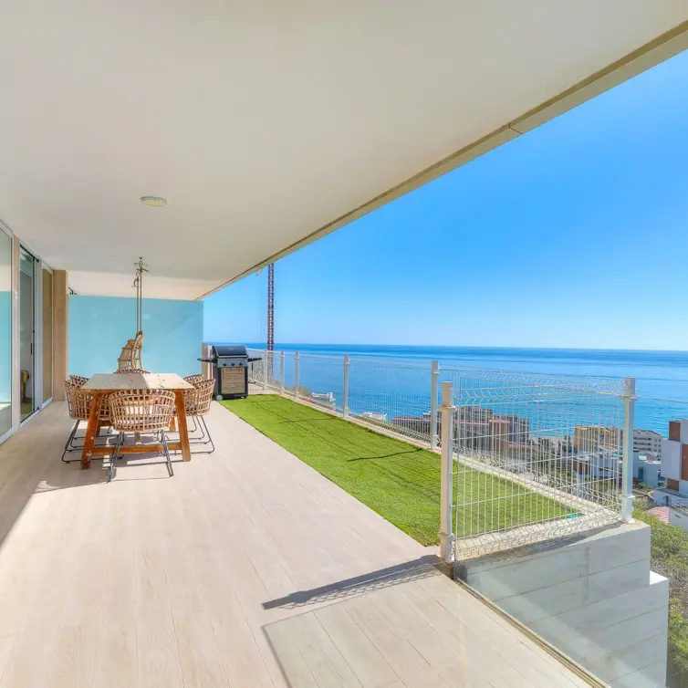 Продажа апартаментов на среднем этаже в Fuengirola