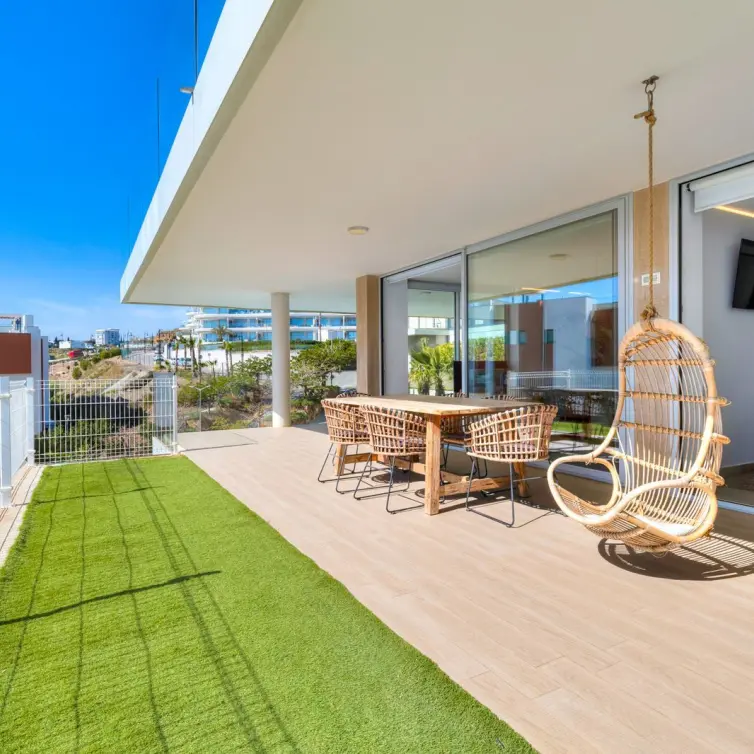 Продажа апартаментов на среднем этаже в Fuengirola