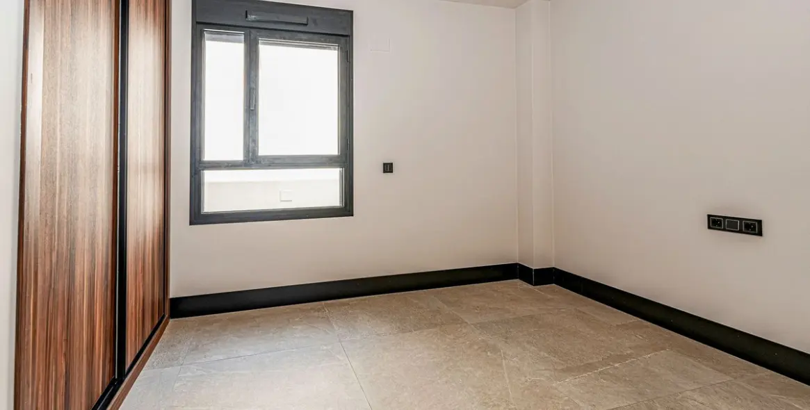 Sale of middle floor apartment in Nueva Andalucía 10
