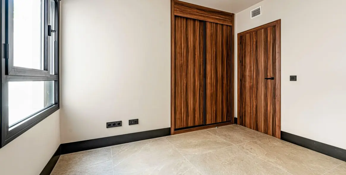 Sale of middle floor apartment in Nueva Andalucía 18