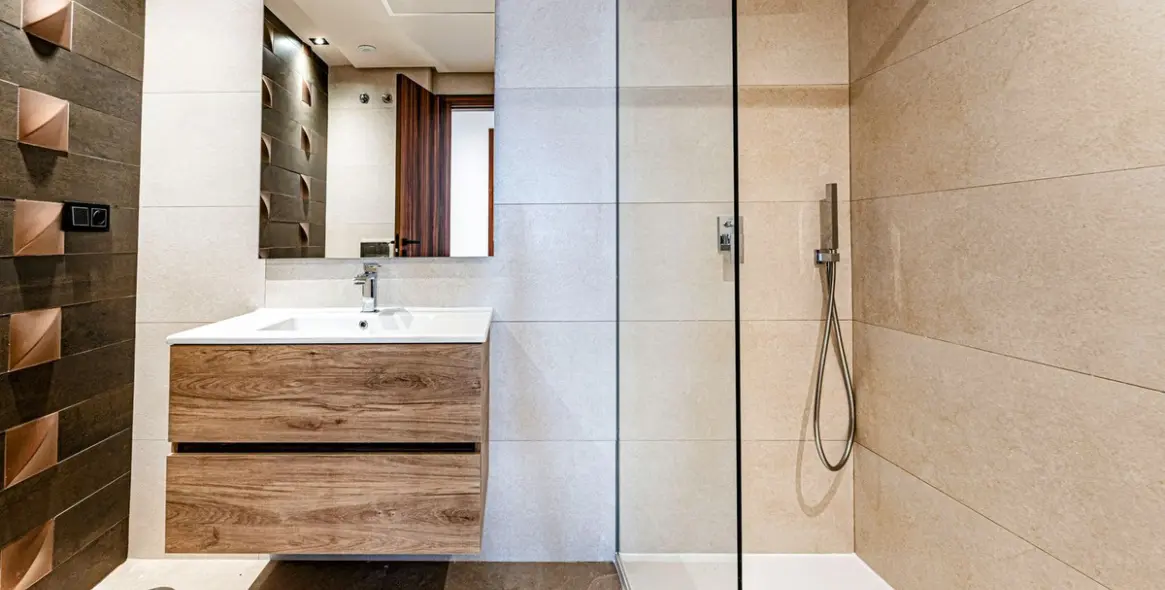 Sale of middle floor apartment in Nueva Andalucía 19