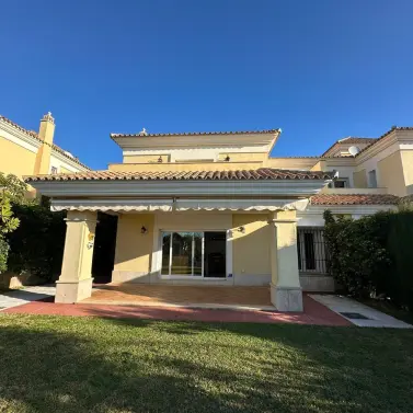 Sale of townhouse in Marbella