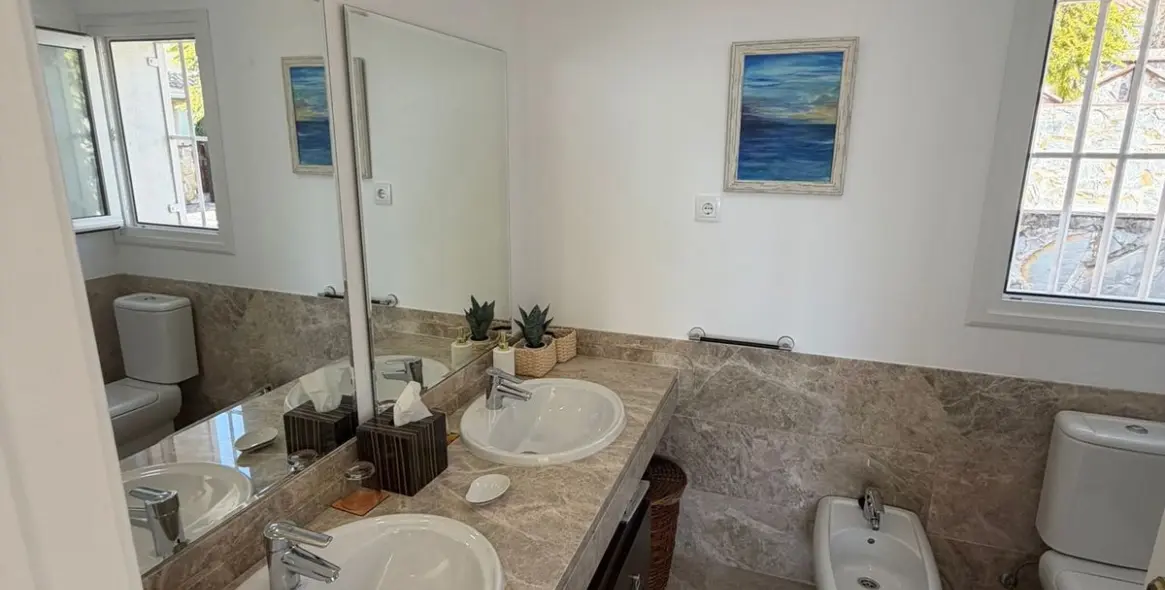 Sale of townhouse in Marbella 14