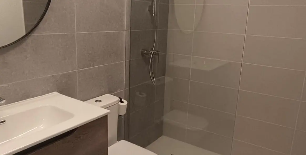 Long-term rent of penthouse in Estepona 11