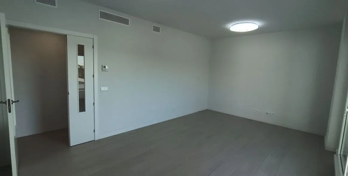 Долгосрочная аренда пентхауса в Estepona 22