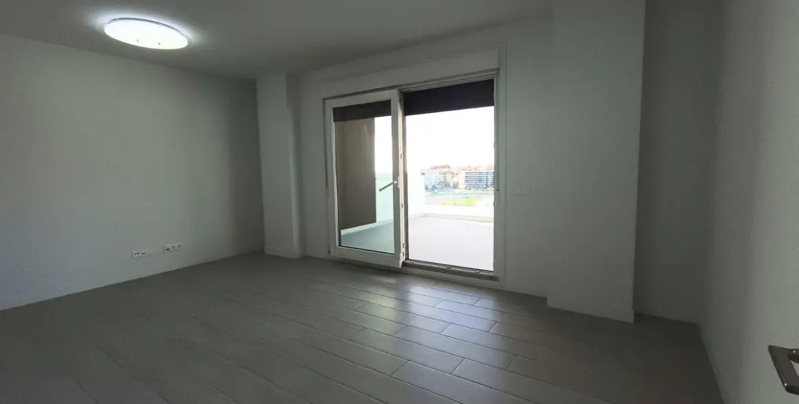 Долгосрочная аренда пентхауса в Estepona 23