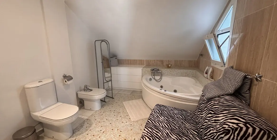 Долгосрочная аренда таунхауса в The Golden Mile 19