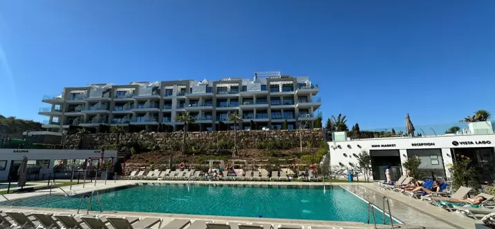 Sale of middle floor apartment in Mijas 0