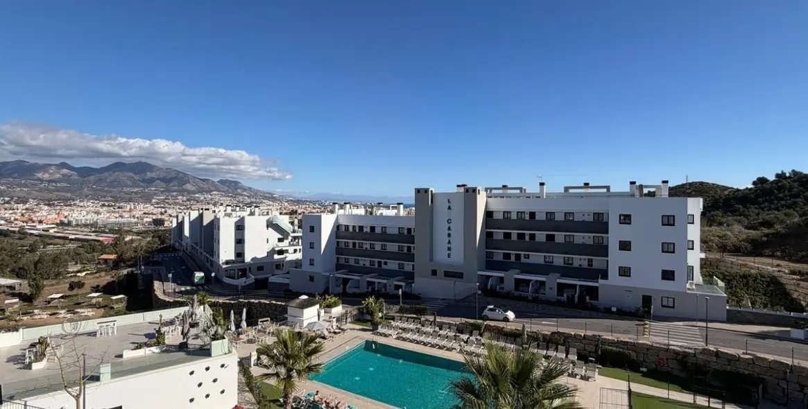 Sale of middle floor apartment in Mijas 2