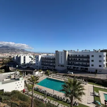 Sale of middle floor apartment in Mijas
