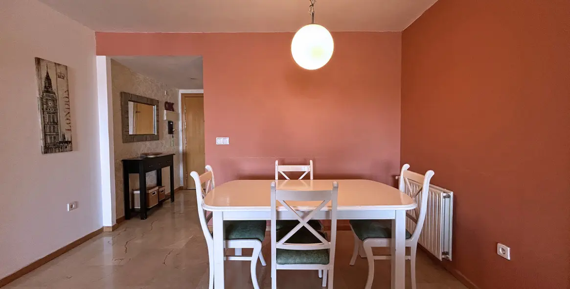 Sale of middle floor apartment in San Pedro de Alcántara 6