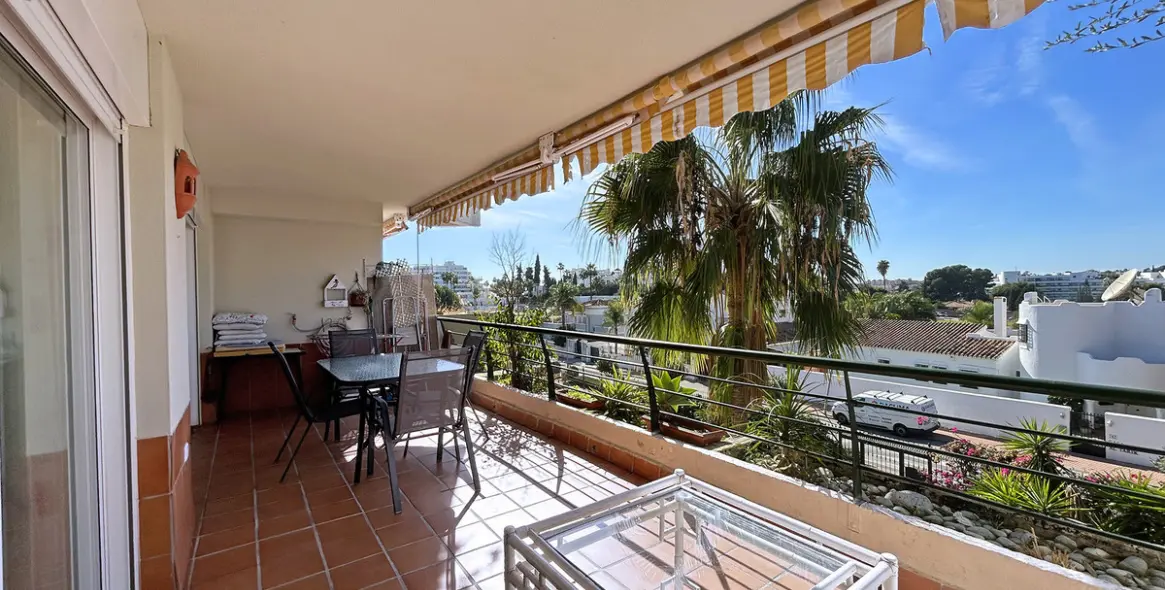 Продажа апартаментов на среднем этаже в San Pedro de Alcántara 3