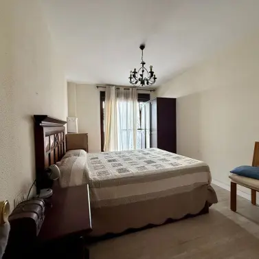 Продажа двухуровневого пентхауса в Estepona